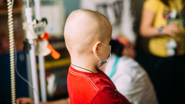 Guanajuato presume liderazgo en atención gratuita contra el cáncer infantil